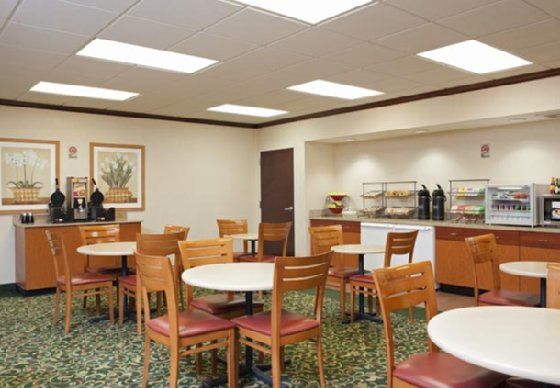 Fairfield Inn & Suites By Marriott Chicago Naperville Restoran fotoğraf